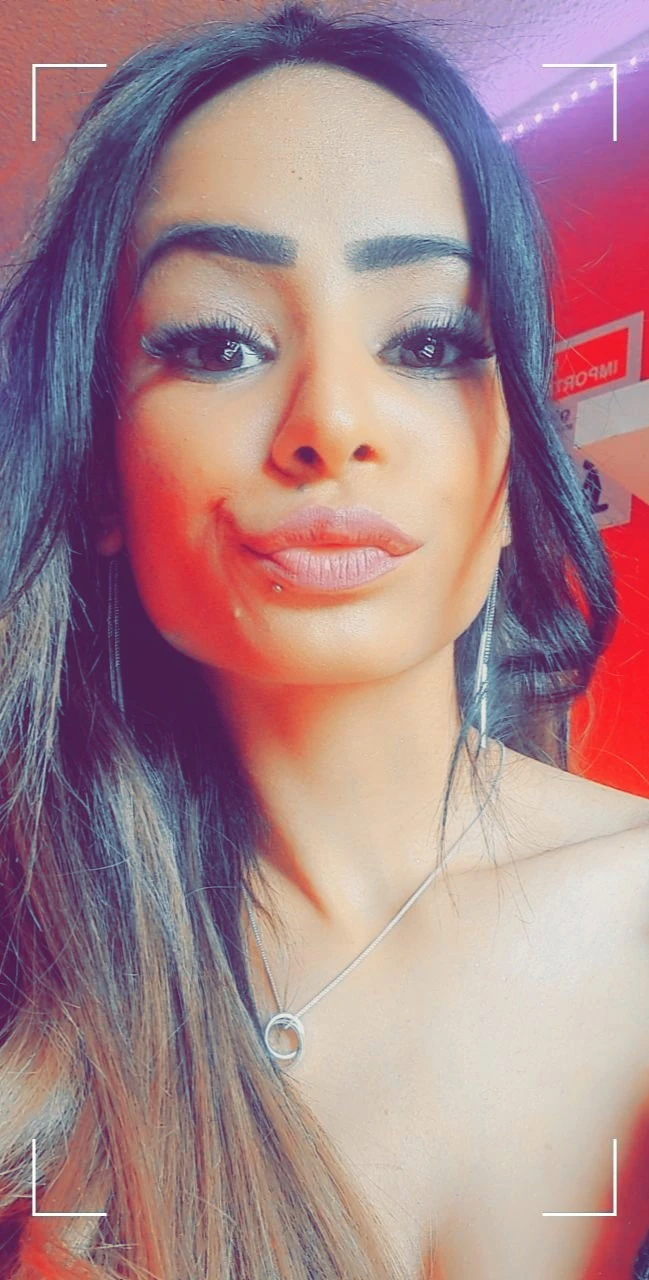 Laura265 — 5 / 25