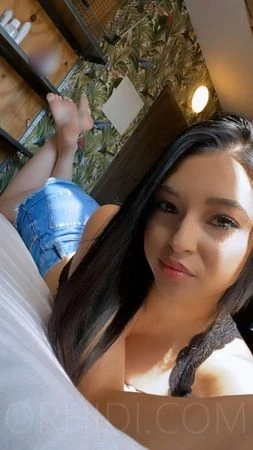 Lea (19), Escort, Bielefeld