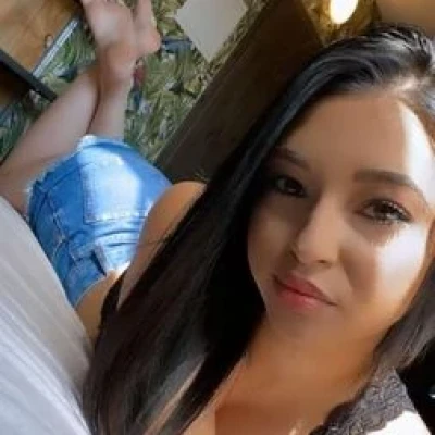 Lea (19), Escort, Bielefeld