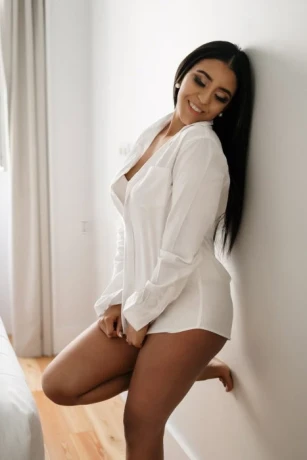 Sophia Massage — 3 / 5