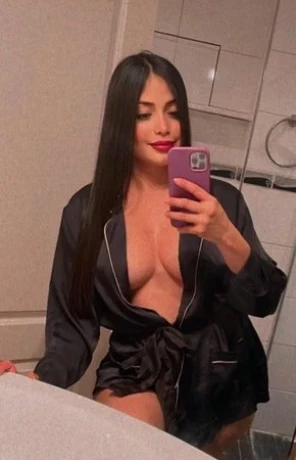 Dana Besuchbar Und Escort — 1 / 6