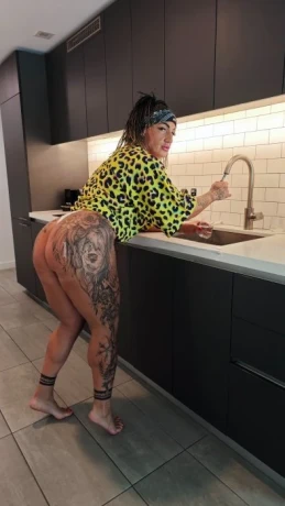 Danaxmuscles Pornstar — 1 / 11