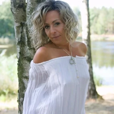 Hanka, Escort, Prague