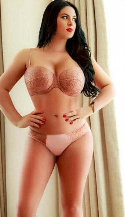 Topic, Escort, Mersin