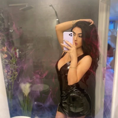 Tabata, Escort, Brussels