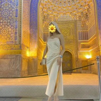 Karlita, Escort, Oshakan