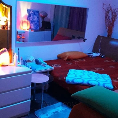 7514, Escort, Vienna