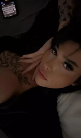 Isis Beaty Brasileira — 10 / 20