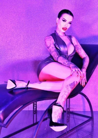 Mistress Fb — 12 / 13