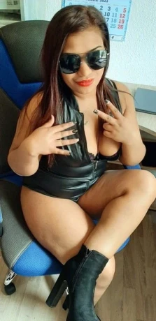 Gloria Brandneu — 4 / 8