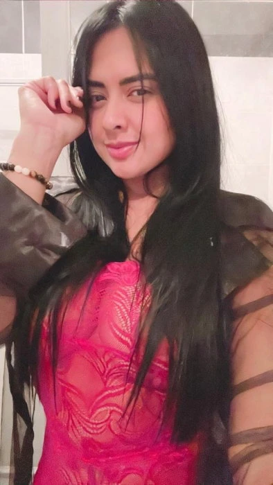 Paola — 2 / 8