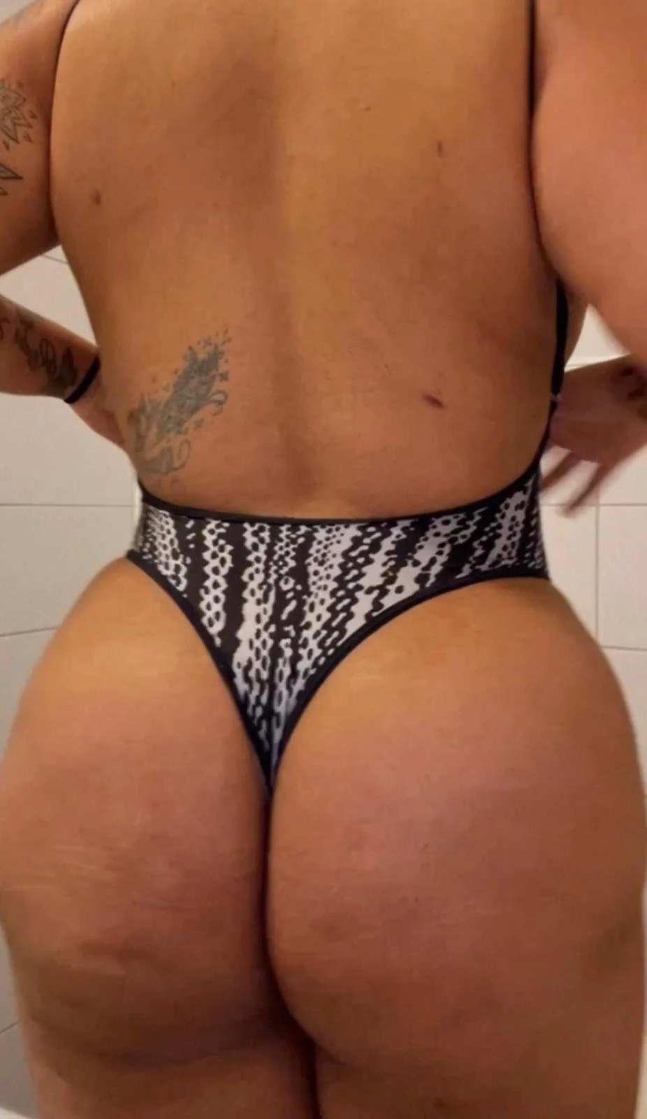 Kim216 — 2 / 5