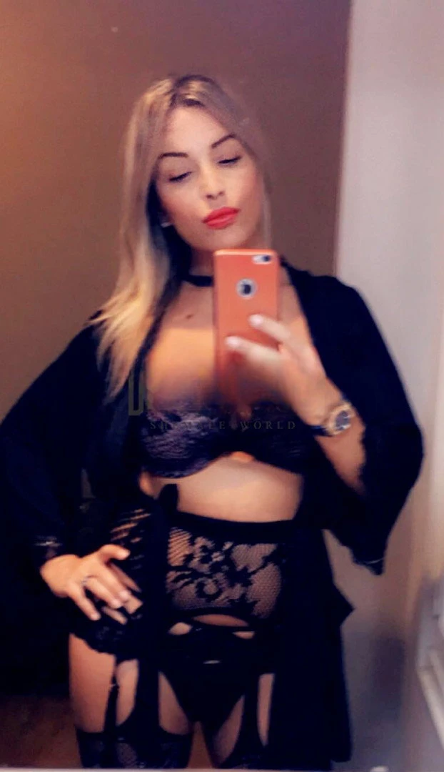 Heidi XXX — 3 / 9