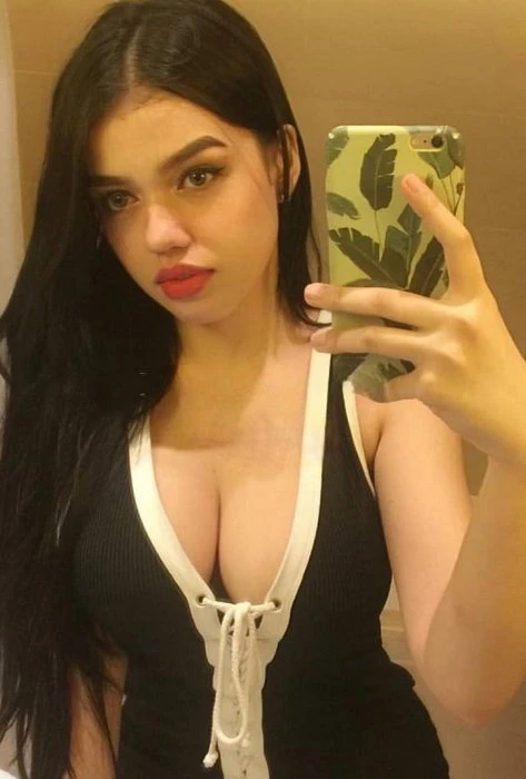 Alexa — 3 / 4