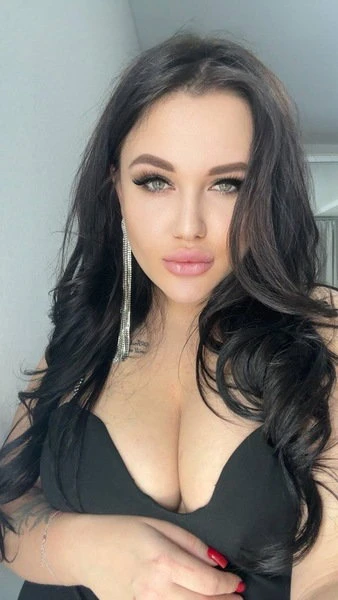 Lili — 2 / 3