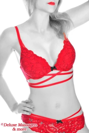 Sweet Sexy Laura Bei Deluxe Massage More — 8 / 10