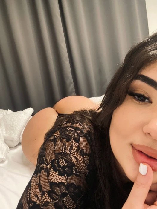 Julia — 7 / 8