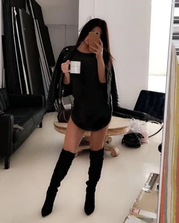 Nicole — 2 / 3