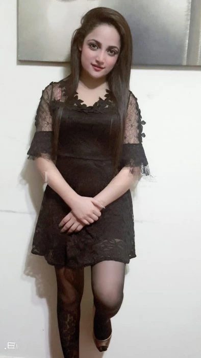 Riya Kapoor, Escort, Dubai