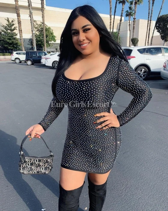 Evely, Escort, Muscat