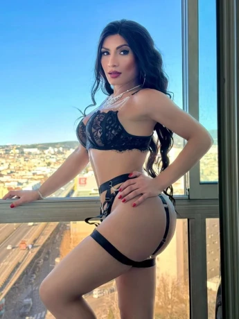 Jessika active — 7 / 12