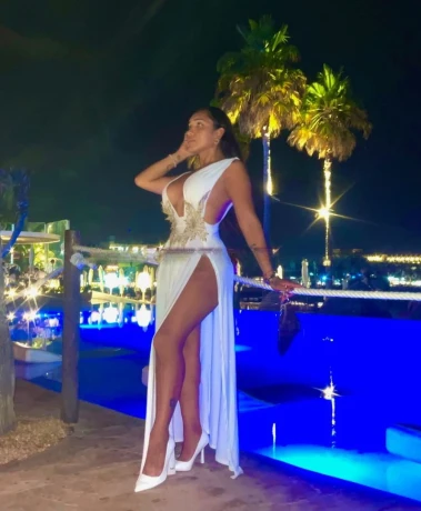 Ambar Latina — 7 / 12