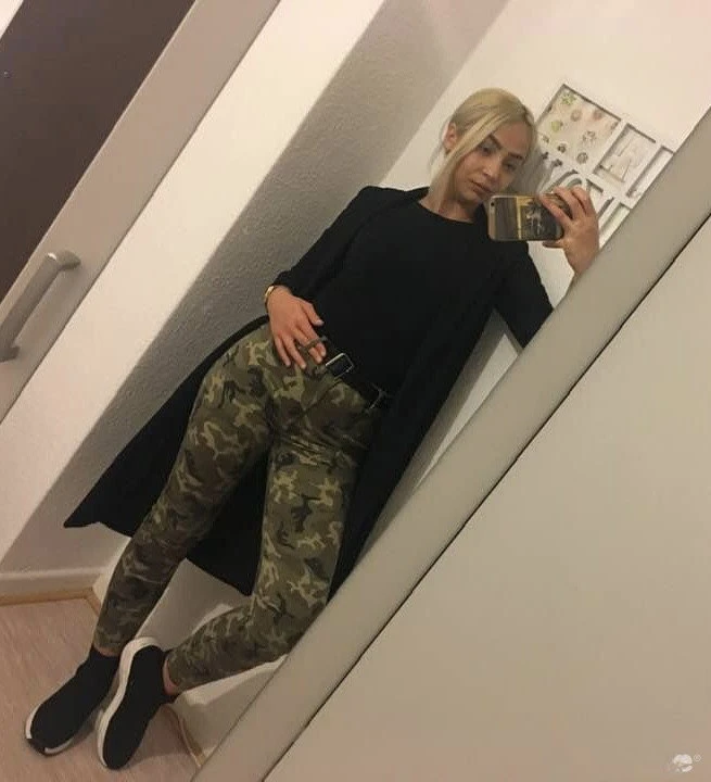 Denisa — 4 / 5