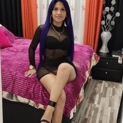 Maribel, Escort, Arnhem