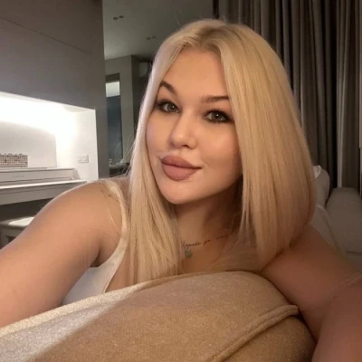 Luna, Escort, Riyadh