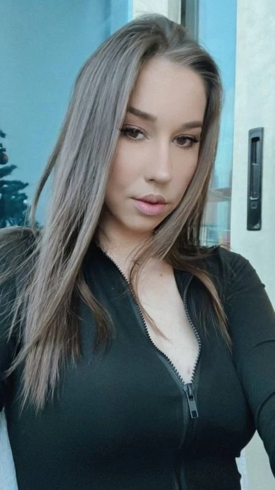 Lisa, Escort, Paris