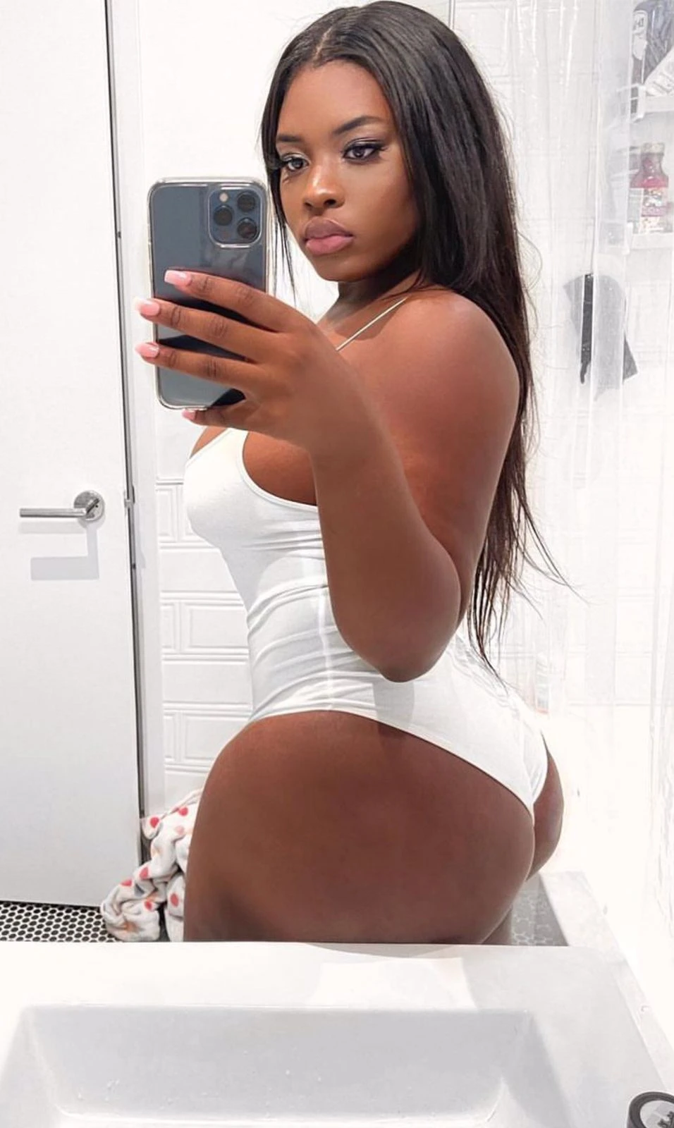 VALERIA, Escort, Jeddah