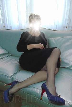 Alexandra — 2 / 3