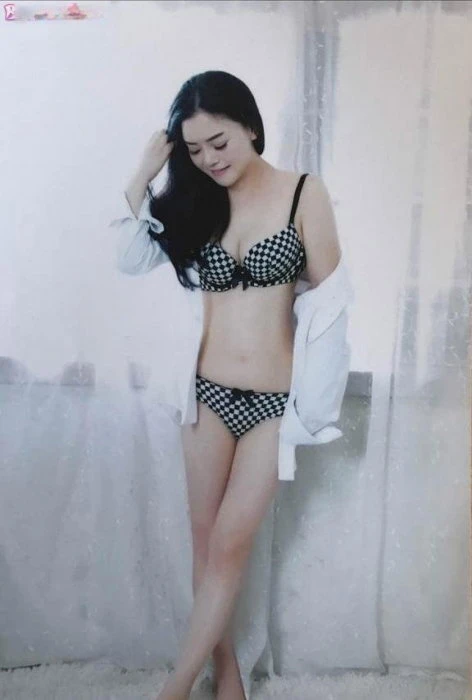 Kimi — 3 / 4