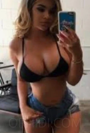 Clara VIP — 2 / 3
