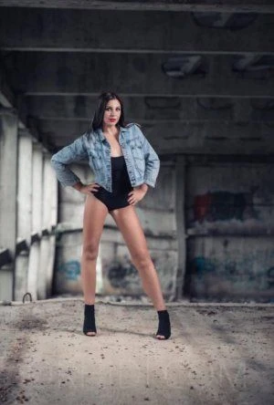 Vika — 4 / 5