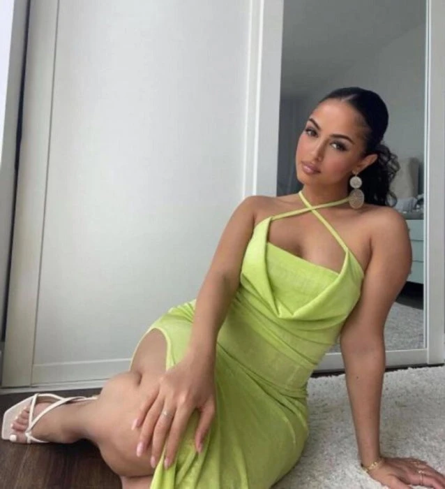 Pamela — 4 / 7