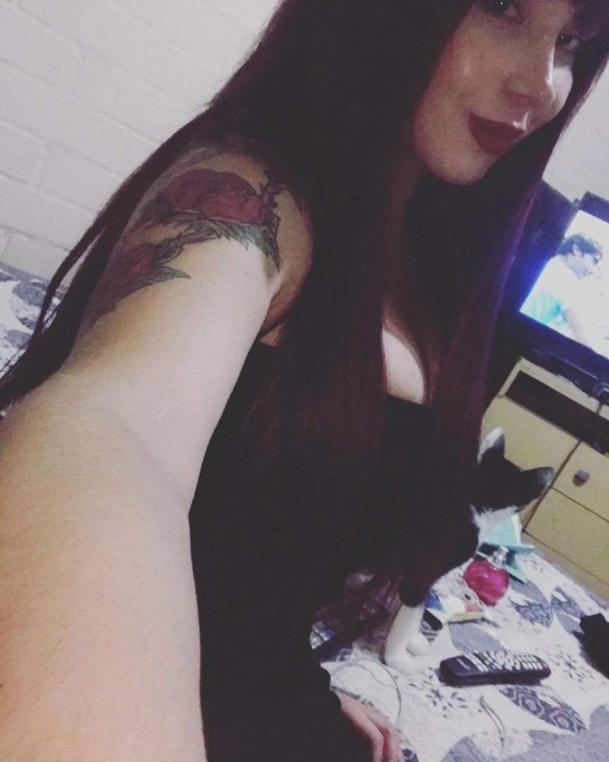 Luna Smith — 7 / 12