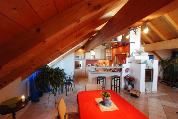 LAUFHAUS Kufsteiner 109 — 2 / 6