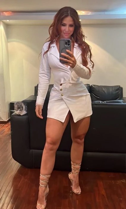 Martina — 4 / 5