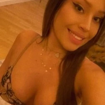 Deizy, Escort, Essen