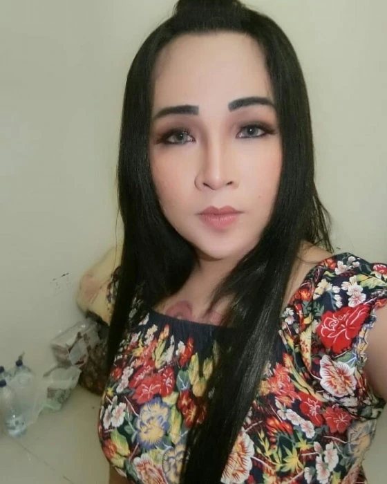Sarah — 2 / 5