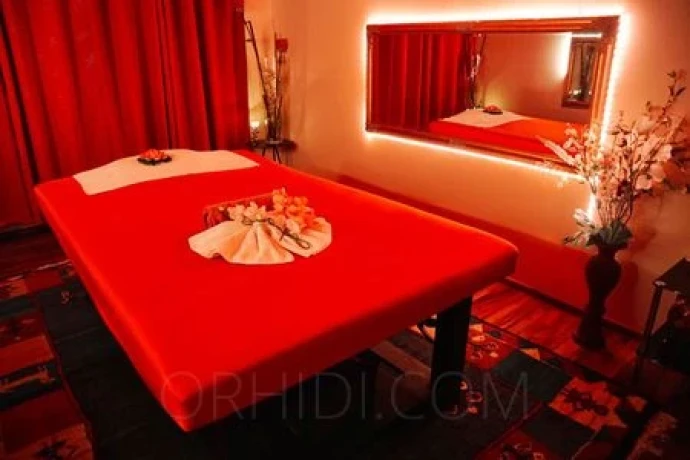 Suriya Massage — 10 / 15