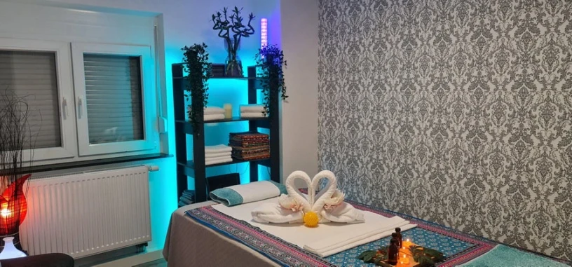 Amina Nur Mit Termin — 10 / 12