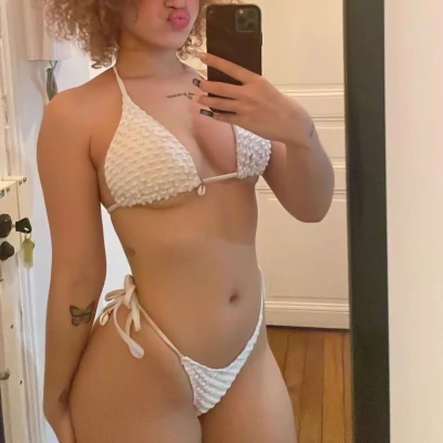 Meyi, Escort, Zurich