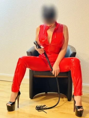 MISTRESS MYA — 18 / 23