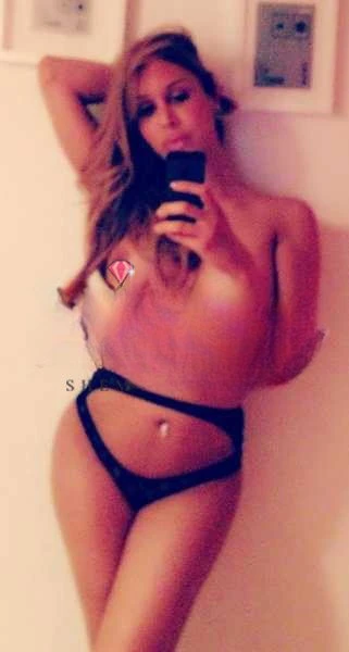 Aleyna — 7 / 12