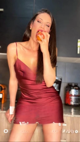 Flavia Sampaio — 2 / 10