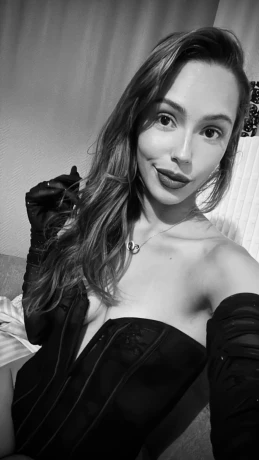 Sophie Angel — 3 / 16