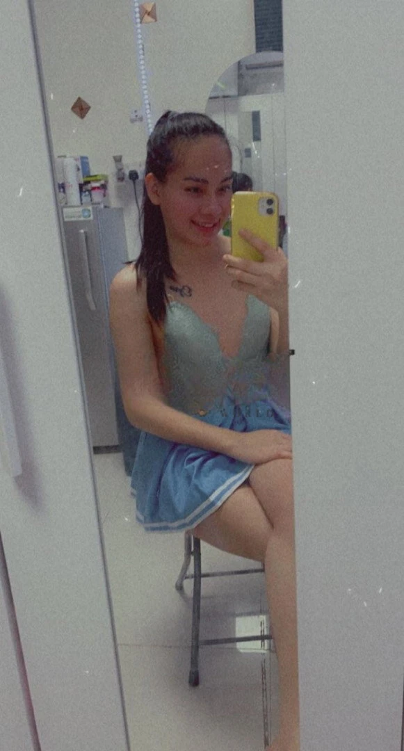 Sweet Kim — 5 / 6
