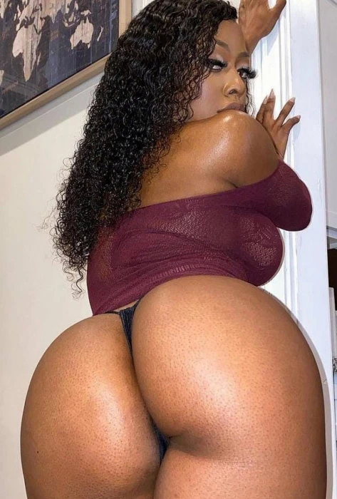 Ariella — 4 / 8